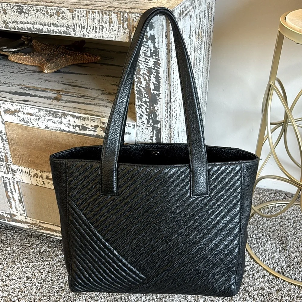 14th & Union Muse‎ Leather Quilted Tote Bag in Black